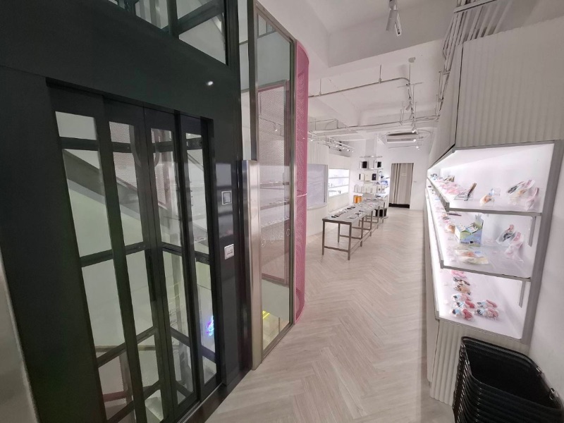 YiMore SajA 淡水英專店 場地照片 5